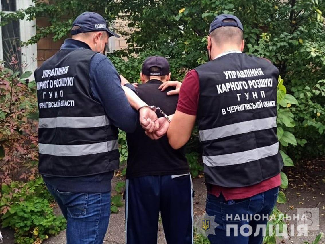 У Чернігові затримали підозрюваного у скоєнні півтора десятків дачних крадіжок