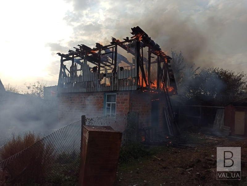 У Семенівці підпалили господарчу будівлю