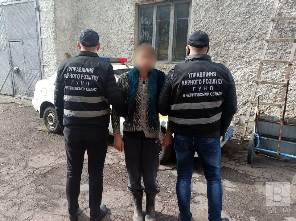 На Чернігівщині жінка вбила рідну матір і замаскувала під самогубство