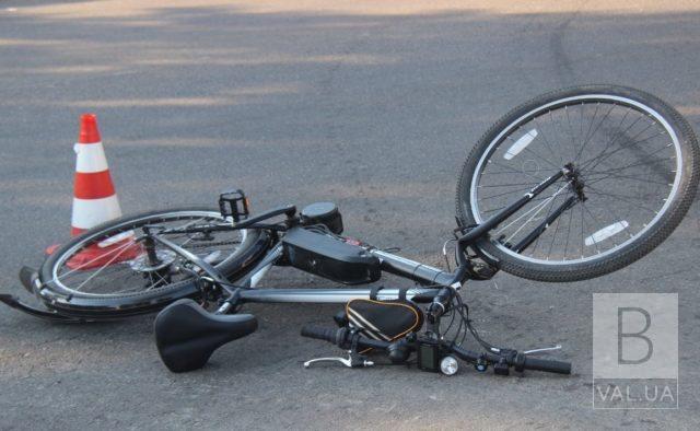 У Талалаївському районі велосипедист загинув під колесами «КАМАЗу»