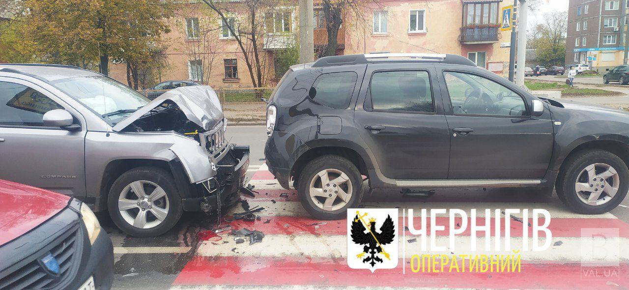 У ДТП на Ремзаводі постраждала водійка «Renault Duster»