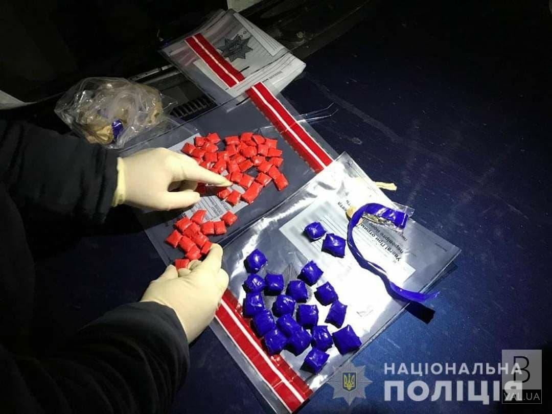 У Чернігівському районі затримали чоловіка, який перевозив наркотиків на 40 тисяч гривень