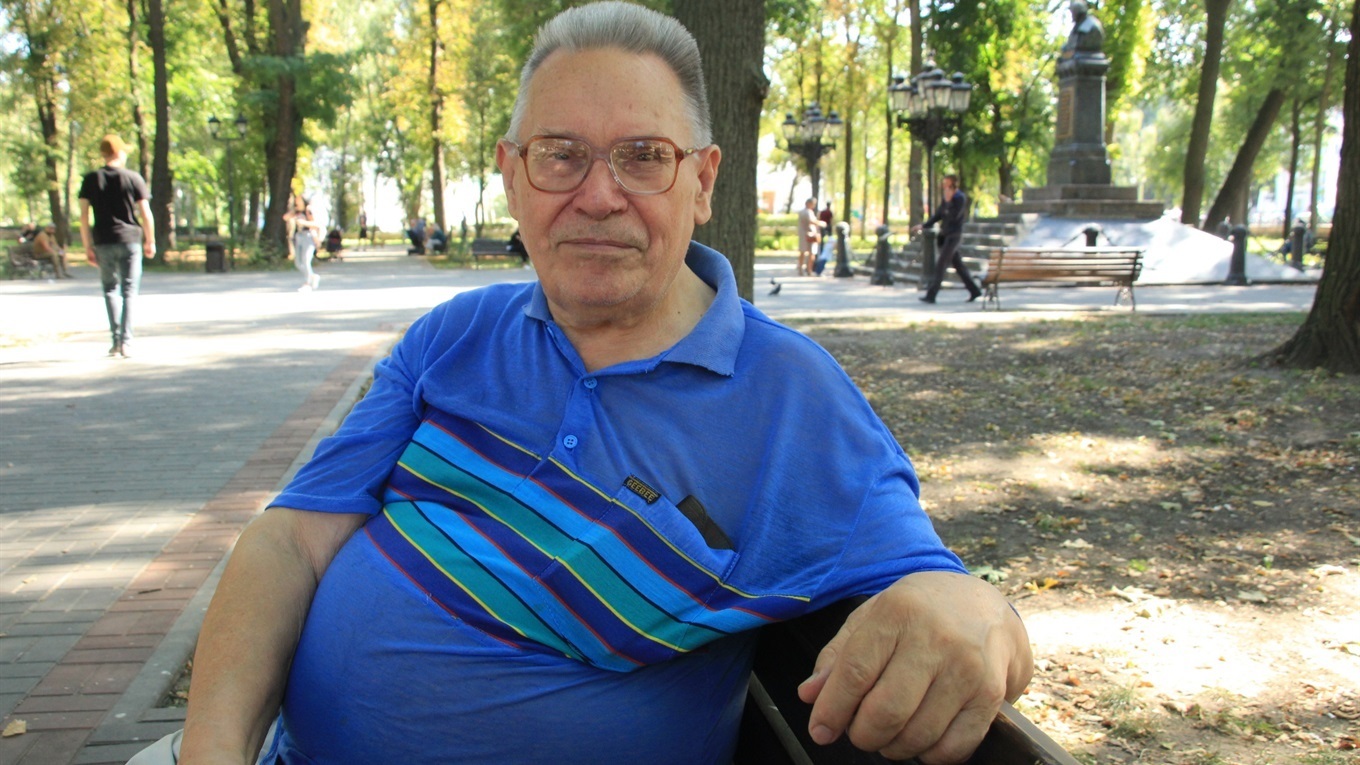 Пішов з життя відомий кінорежисер та письменник, наш земляк Віктор Абузяров