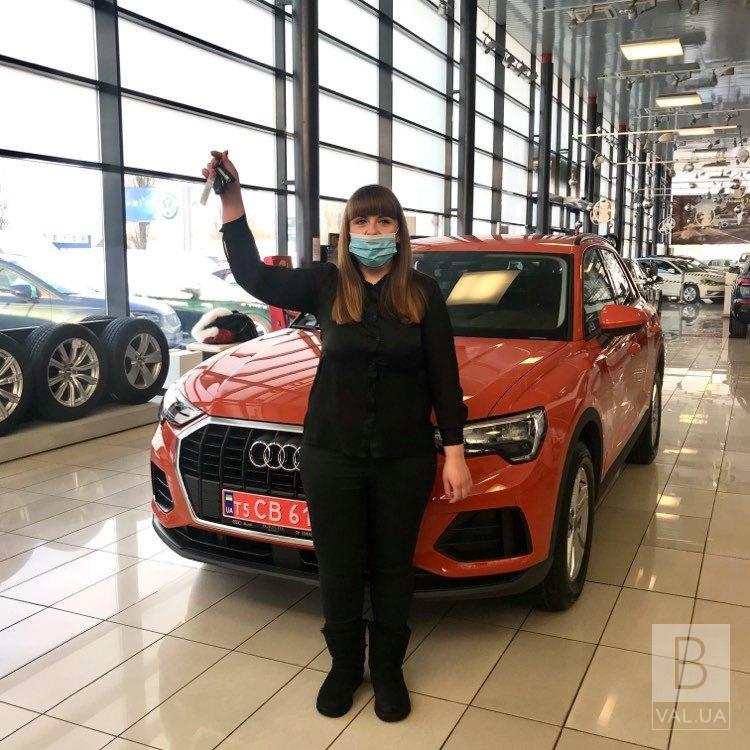 Жителька Чернігова отримала в подарунок від «Сільпо» новеньку Audi. ФОТОфакт