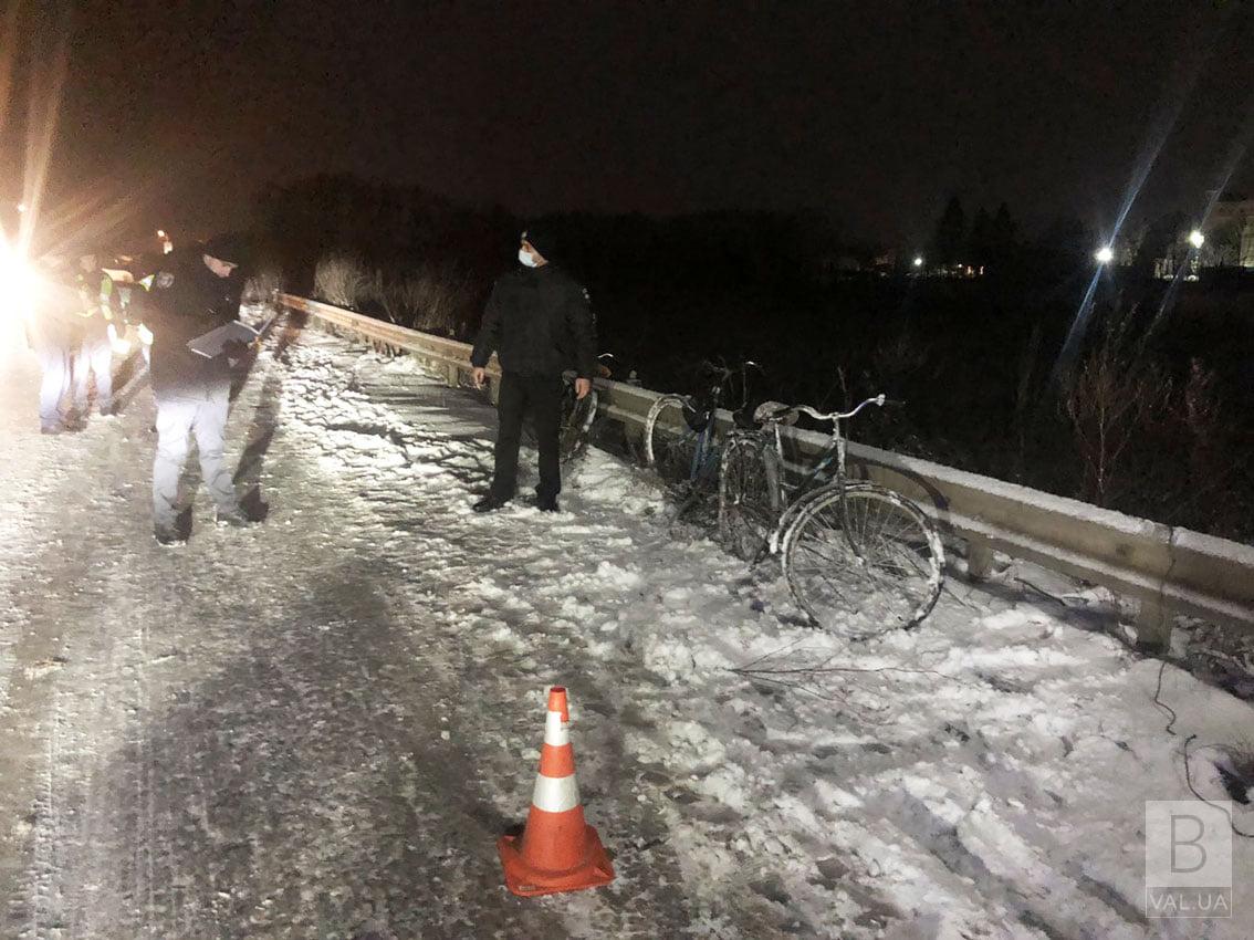 У Чернігівському районі Opel збив двох велосипедисток: одна померла на місці. ФОТО