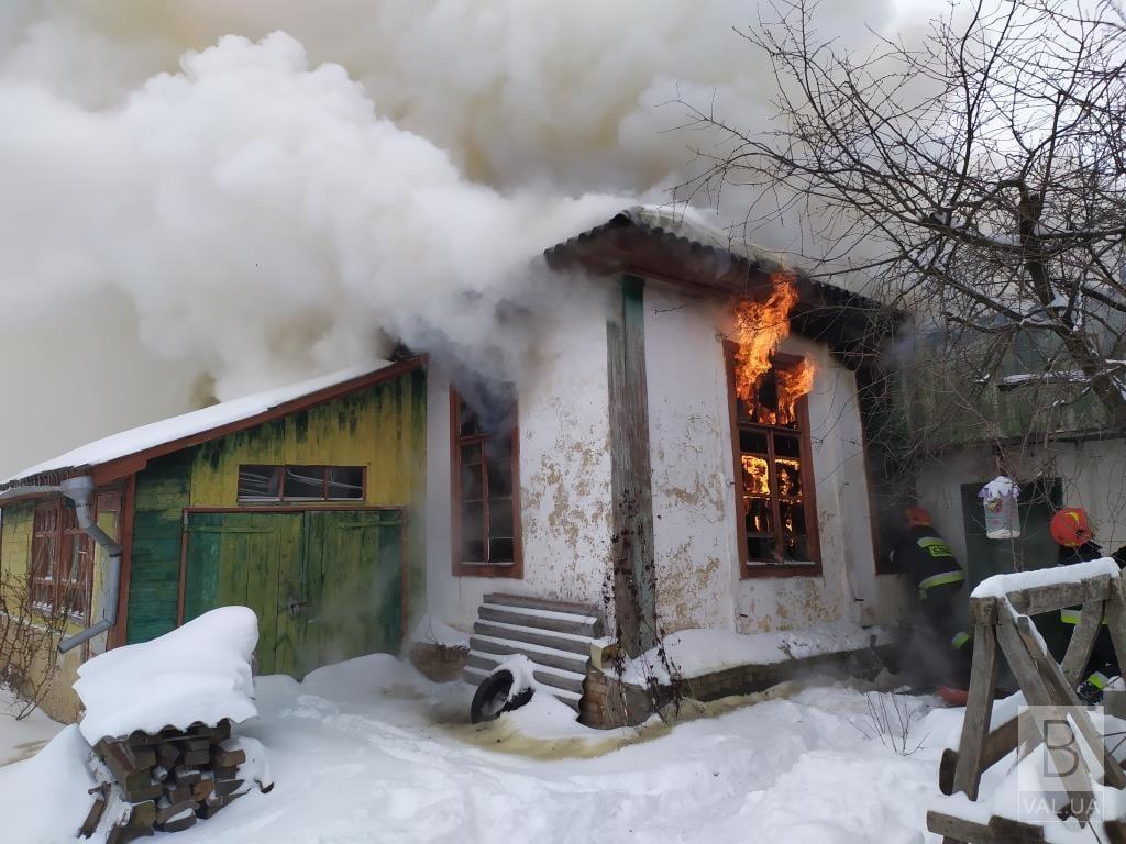 У Ніжинському районі 60-річний чоловік отримав опіки під час пожежі будинку