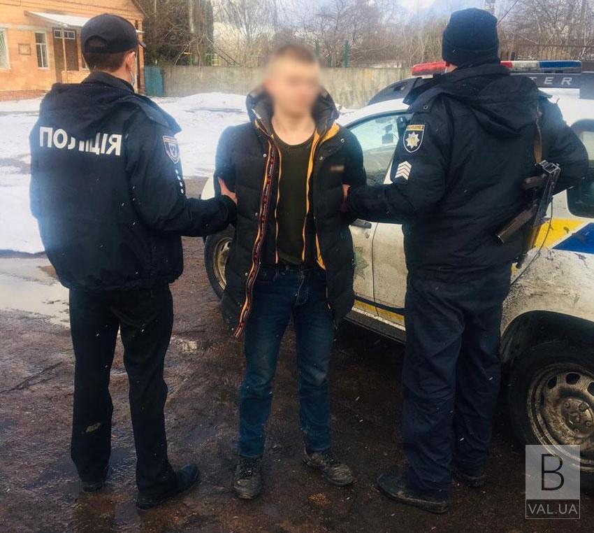 На Чернігівщині молодик напав з ножем на продавчиню та відібрав тисячу гривень