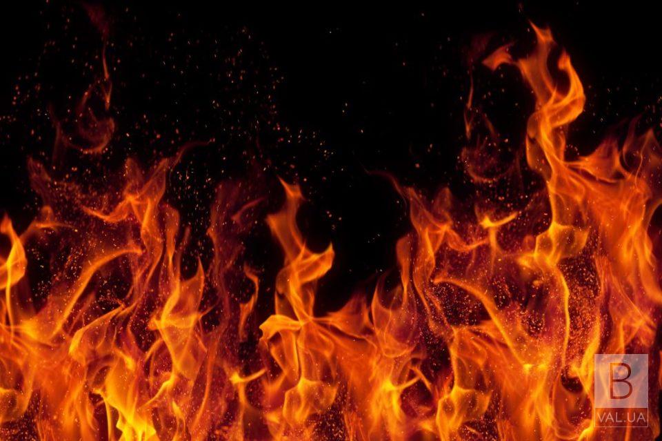 На Чернігівщині чоловік отримав опіки під час пожежі