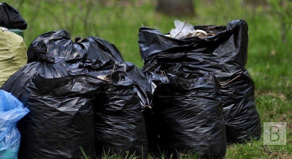 У Чернігові директор ЖЕКу може залишитися без премії через неприбране сміття