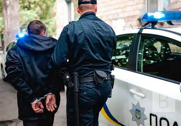 Зламав ребра затриманому: поліцейському на Чернігівщині повідомили про підозру