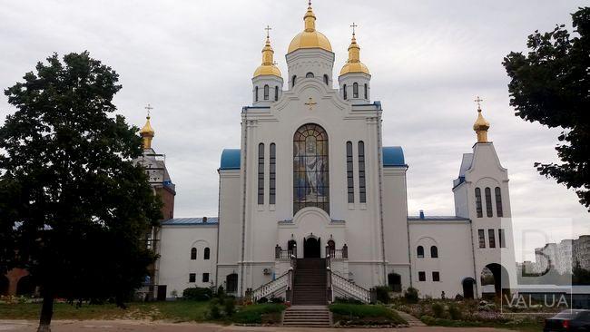 Перша в Україні: у Чернігові є церква з ліфтом