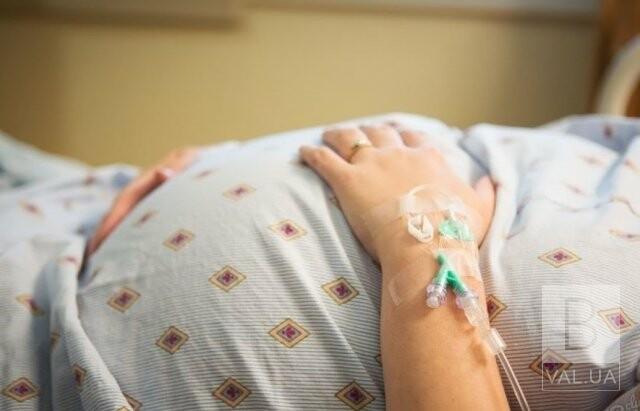  У Чернігові померла 39-річна вагітна жінка з COVID та її ненароджене дитя