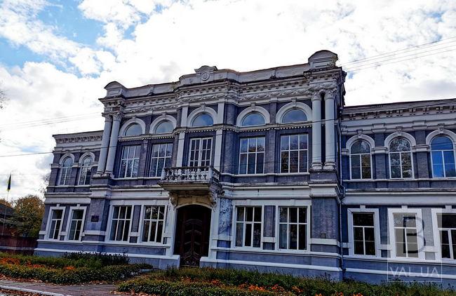 Аби зігріти, вихованців Будинку творчості на Чернігівщині переселяють у старовинну будівлю