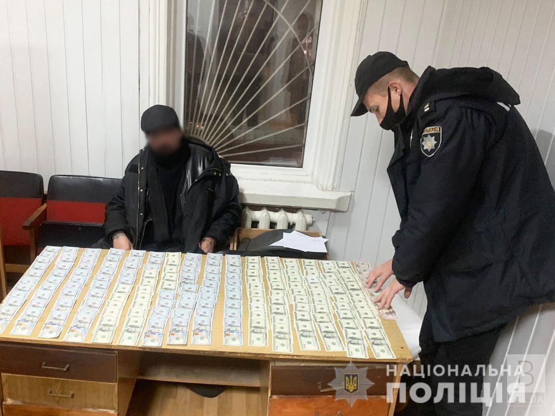 Вивіз та продав насіння на 2 мільйони: причетного до крадіжки на Чернігівщині затримали у Харкові