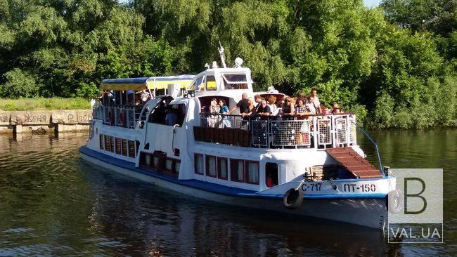 Доля теплоходу «Казбек»: чернігівців запрошують на громадське обговорення
