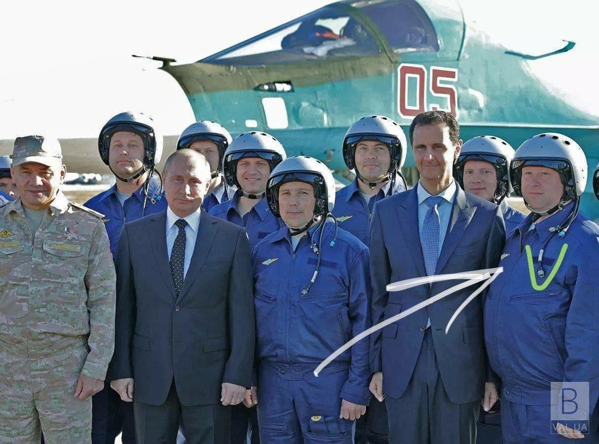 Збитий над Черніговом пілот: був біля Путіна, а зараз в полоні  