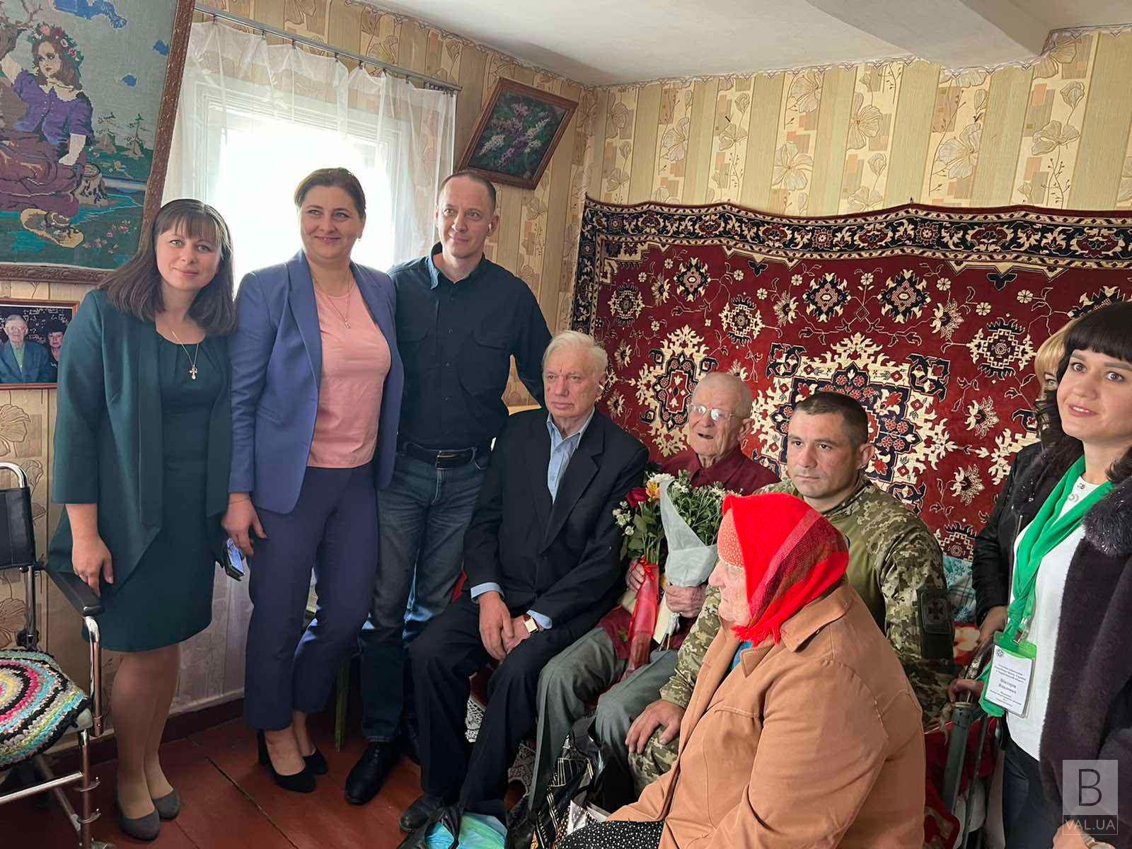 Житель Чернігівщини відзначив 100-річчя та отримав звання «Почесного ветерана України». ФОТО