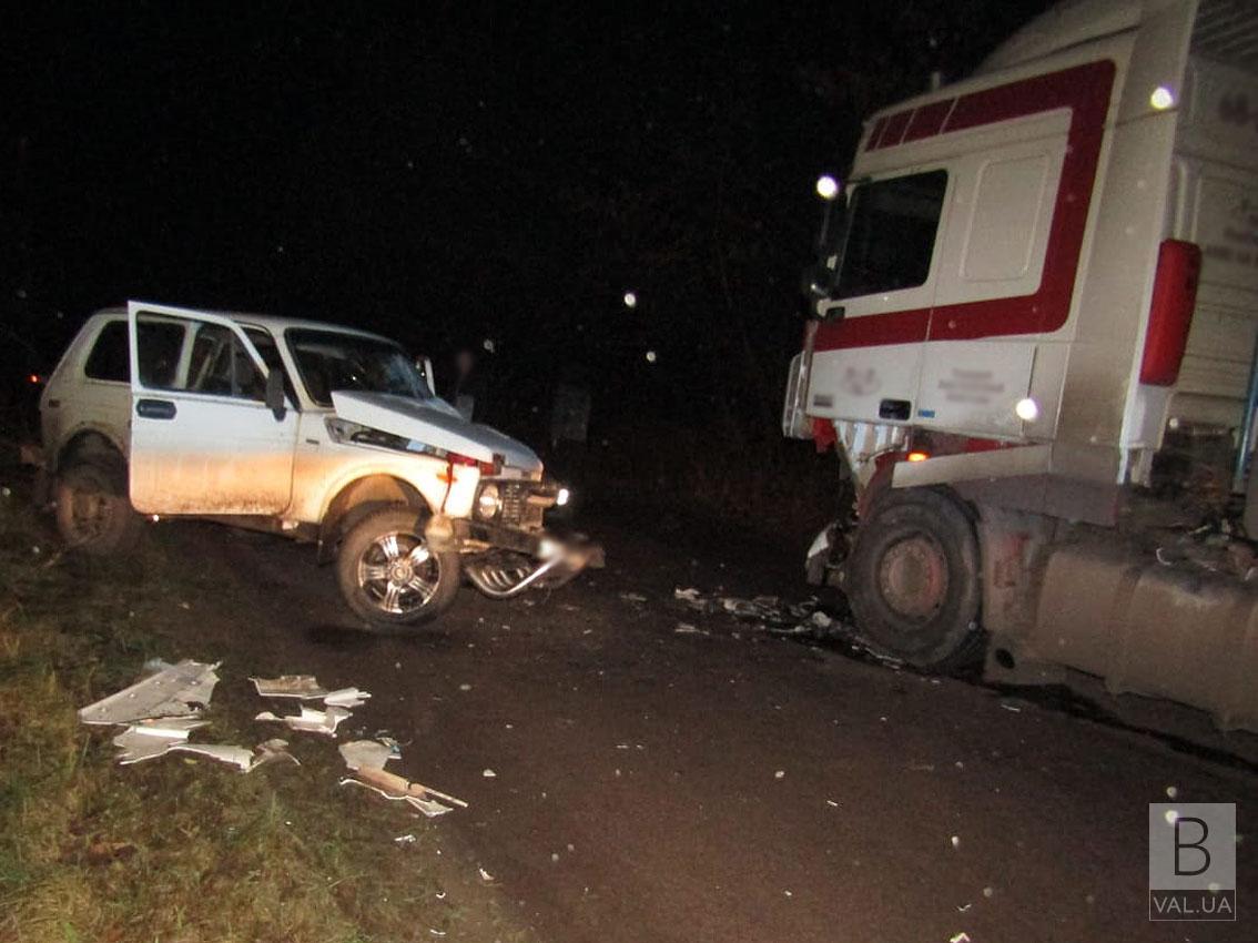 Легковик врізався в вантажівку: на Чернігівщині в ДТП загинув 37-річний водій з Сум. ФОТО