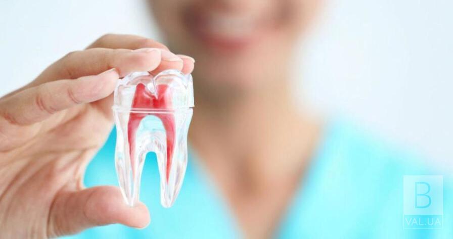 Сколько по времени лечат каналы зуба?