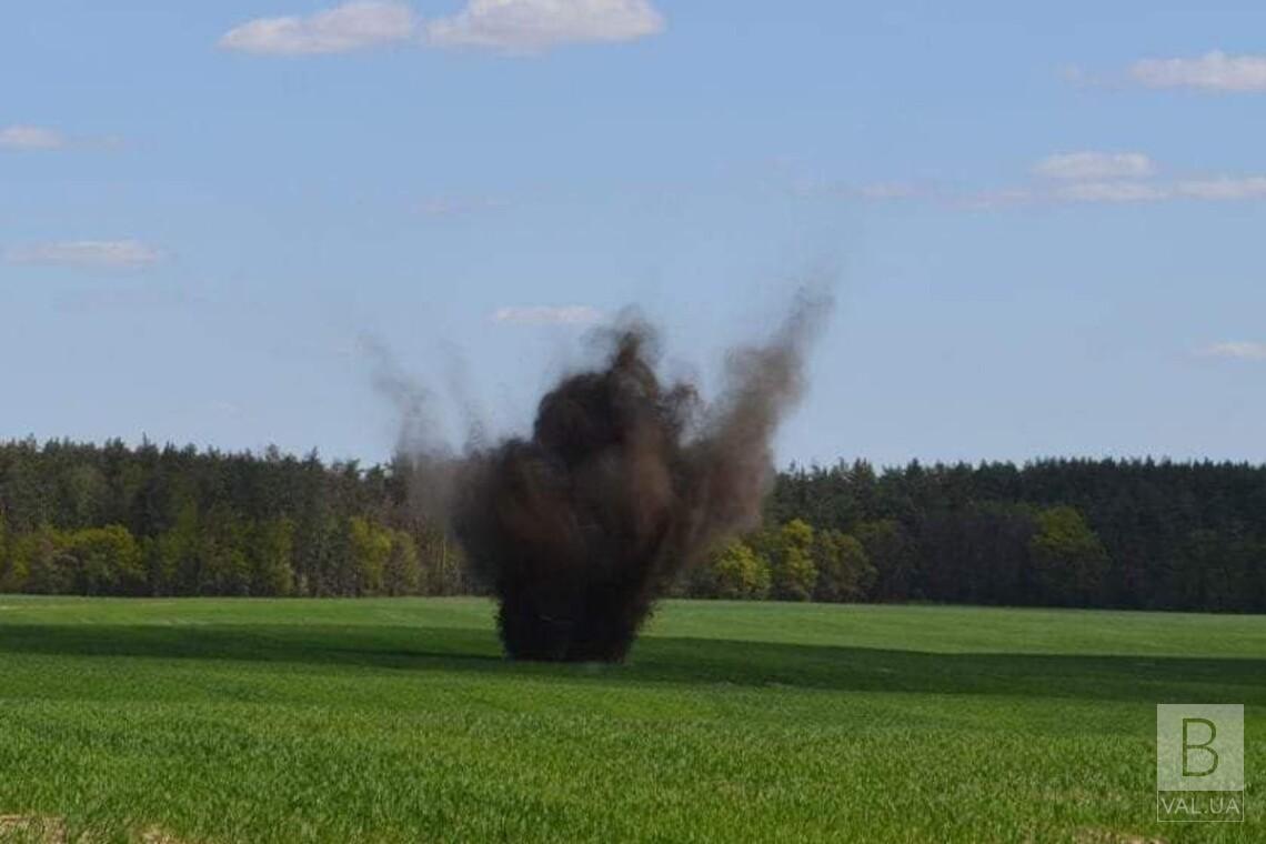З міномету та ствольної артилерії: росіяни обстріляли 4 села в прикордонні Чернігівщини 