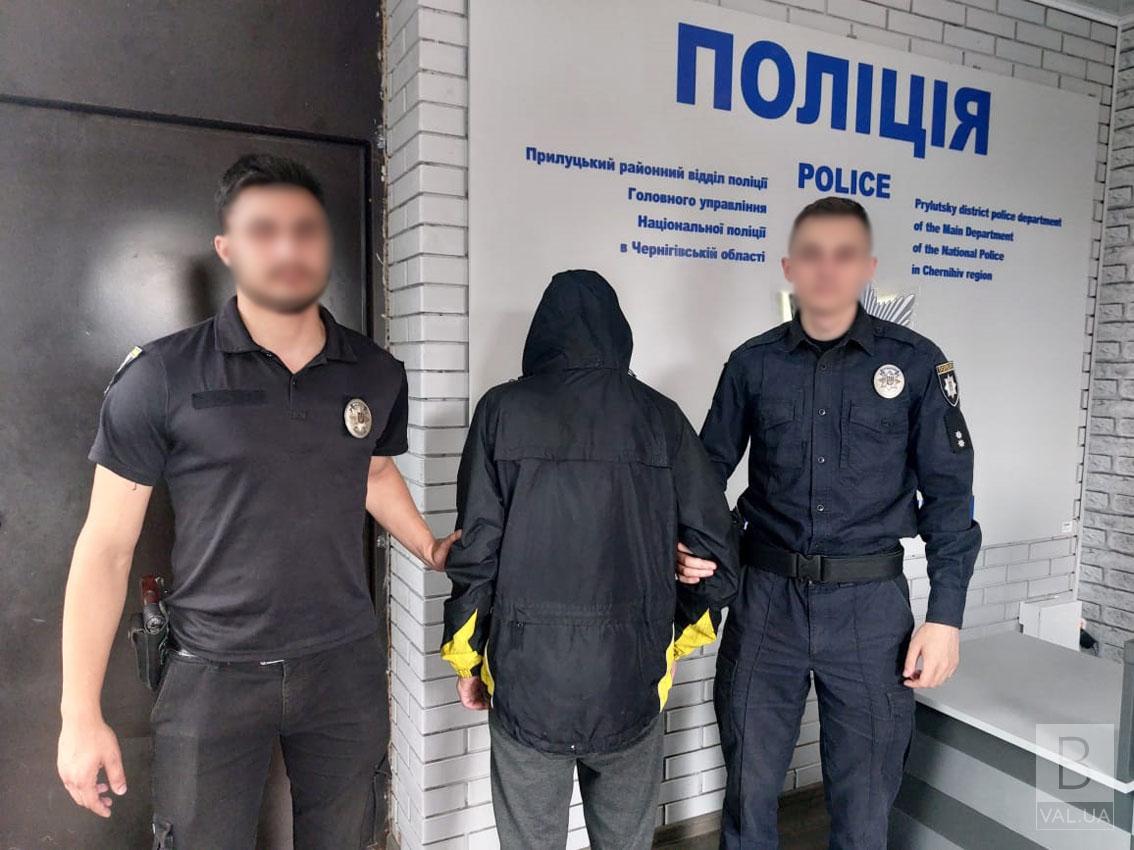 На Прилуччині затримали чоловіка, який обікрав дачний будинок