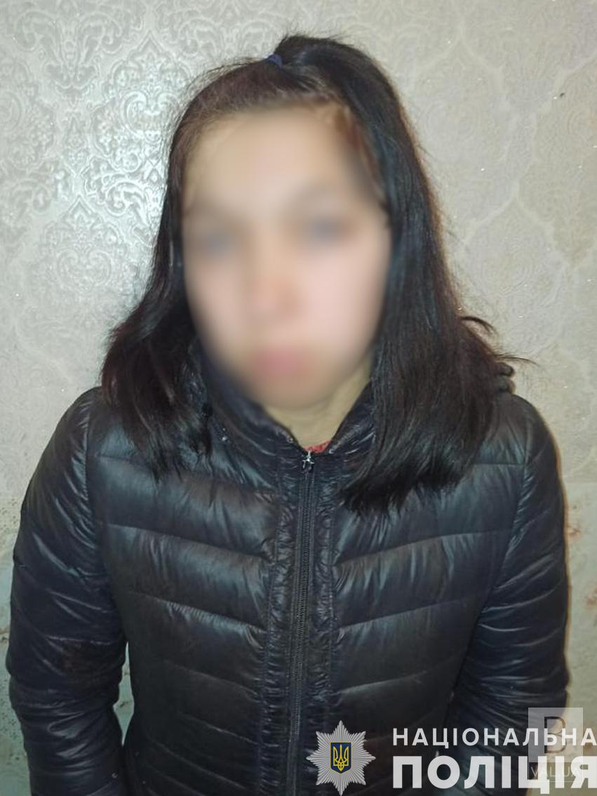 Приревнувала до подруги: на Чернігівщині затримали підозрювану у вбивстві чоловіка