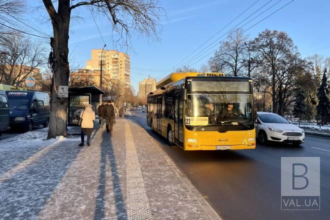 У Чернігові автобуси працюють без кондукторів