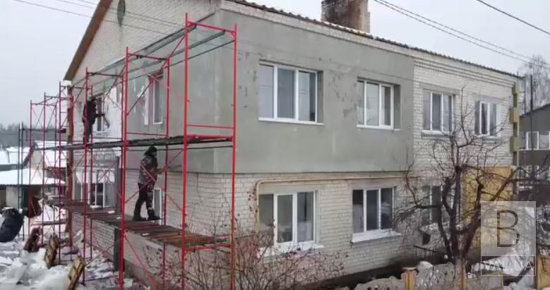 У Ягідному на Чернігівщині почали відбудовувати житлові будинки, які постраждали від російських обстрілів