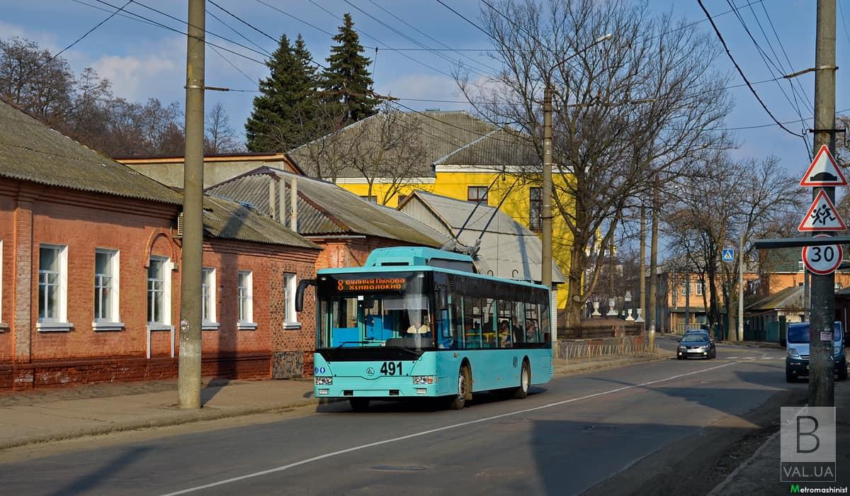 Роботи завершено: у Чернігові тролейбус № 8 та автобуси №25, 25А та №27 повертаються на маршрут