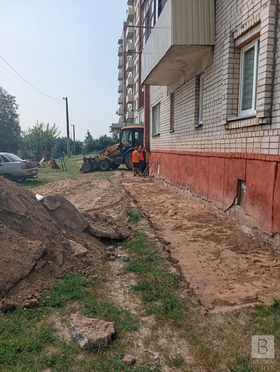 У Чернігові продовжують відновлення гуртожитку на Бобровиці