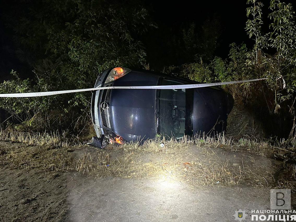 На Чернігівщині водій на легковику збив на смерть двох малолітніх дівчат. ФОТО