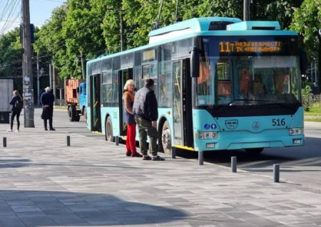 До 12 гривень: у Чернігові з 1 липня підвищать вартість проїзду у тролейбусах