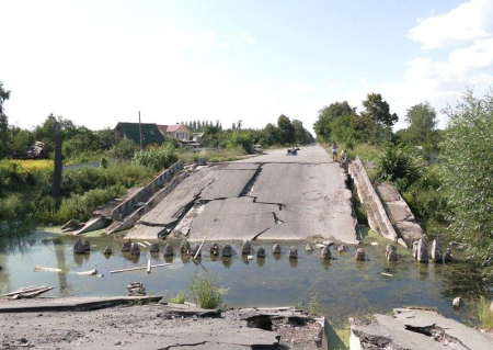 У Чернігові виділили понад 3,7 мільйона грн на проєкт реконструкції підірваного мосту через Стрижень