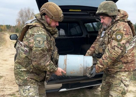  На Чернігівщині вибухотехніки знешкодили бойову частину російського БПЛА, яка не здетонувала