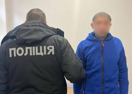 У Мені затримали чоловіка, який побив свою дружину: жінка в лікарні